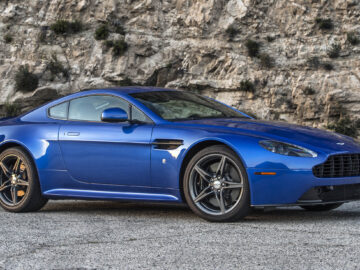 2017 Aston Martin V8 Vantage Vantage S Coupe 2dr